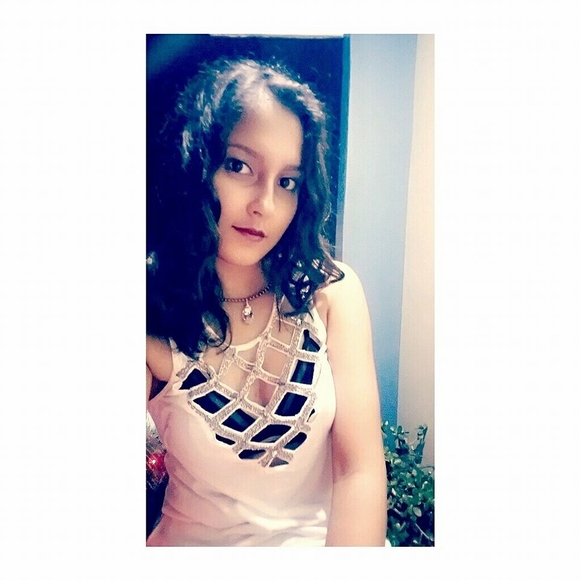 Meet your Posher, Carolina - Picture 1 of 1